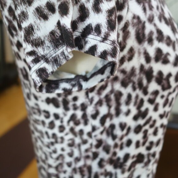 NWT! $165 Majestic Filatures X Saks extrafine tee shirt top brown leopard print - Picture 5 of 13